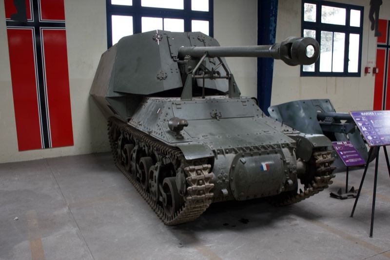 French Self-Propelled Artillery in Museum