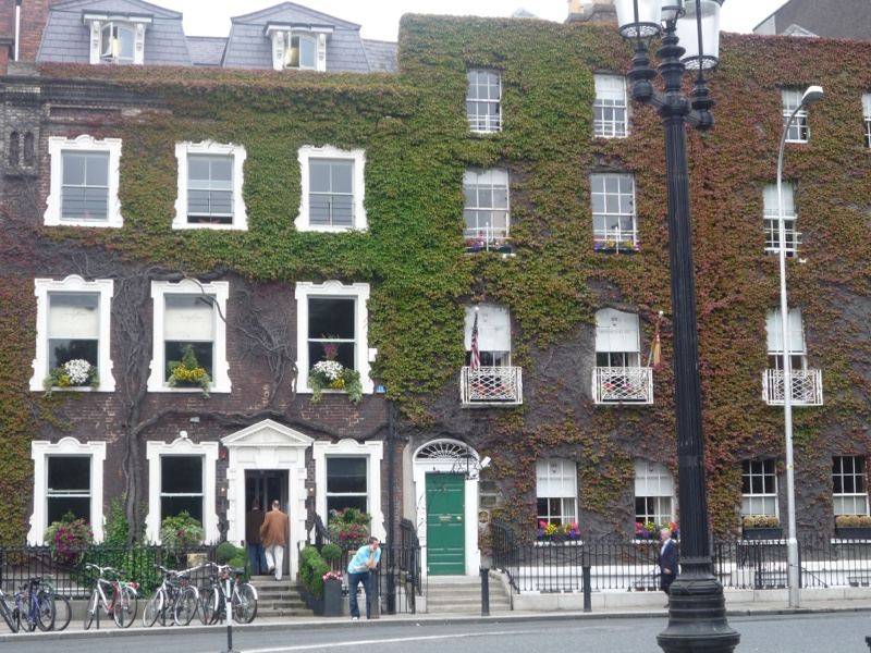 Ivied Georgian Building Street View