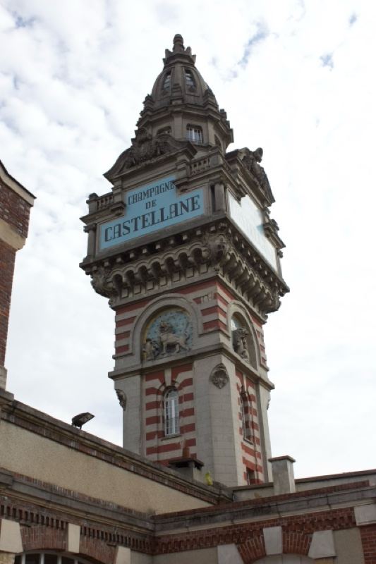 L'Ustellane Clock Tower