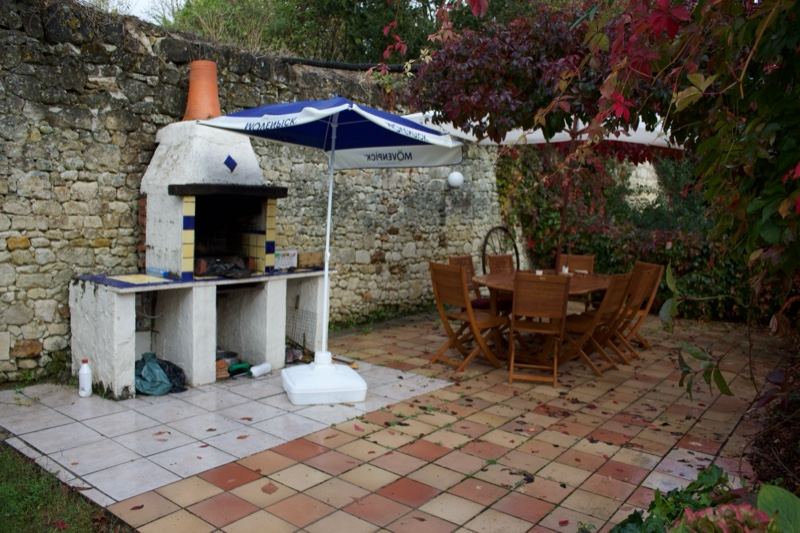 Outdoor Patio with Built-in Barbecue Oven