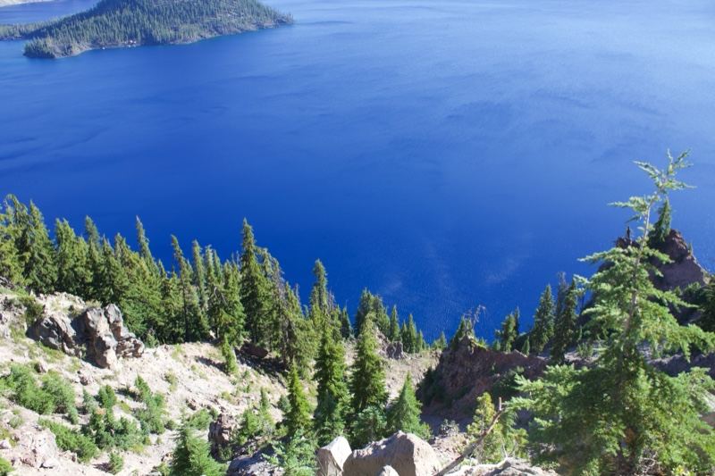 Crater Lake Overlook with Wizard Island