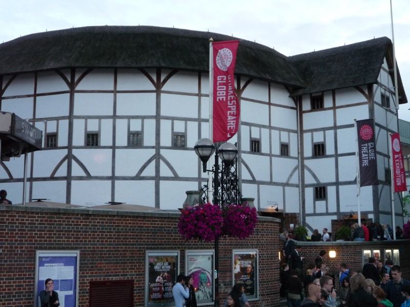 Shakespeare's Globe Theatre London Exterior