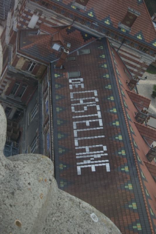 Roof with De Castellane Signage