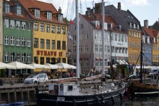 Harbor Boats and Colorful Buildings