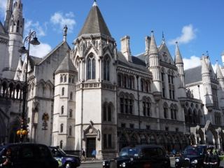 Royal Courts of Justice London Exterior
